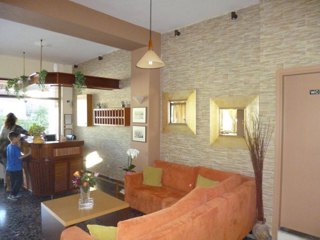 Idillion Hotel Vilia Exterior photo